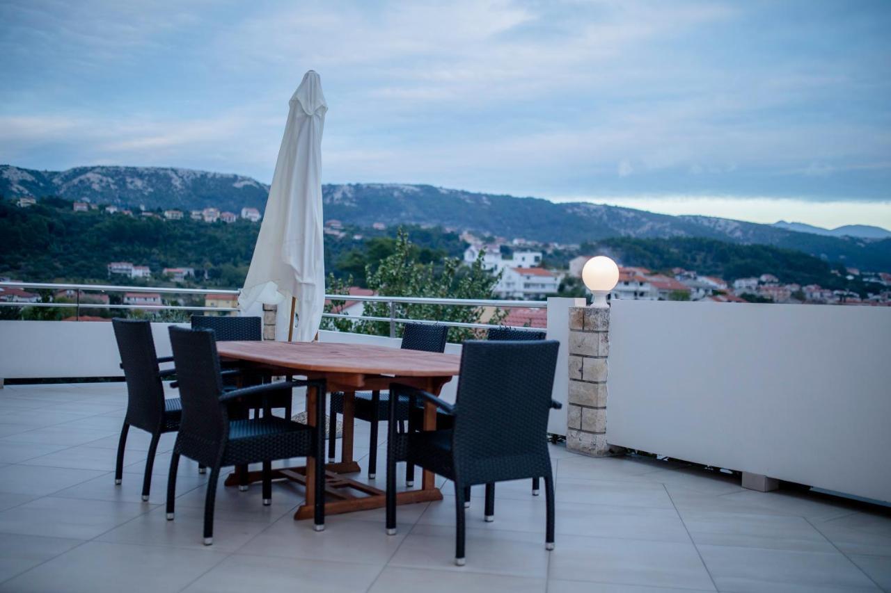 Apartments And Rooms Bolero Rab Town Luaran gambar