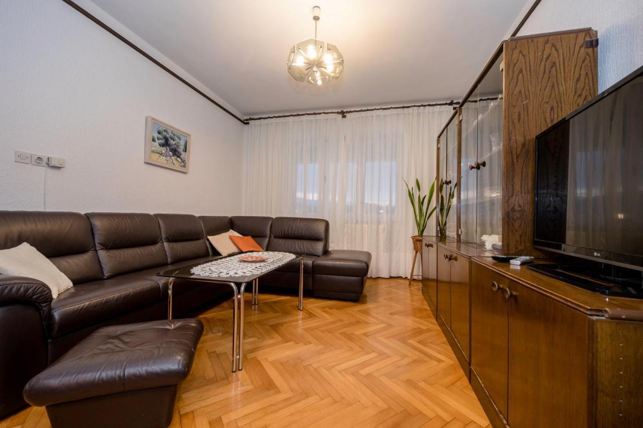 Apartments And Rooms Bolero Rab Town Luaran gambar