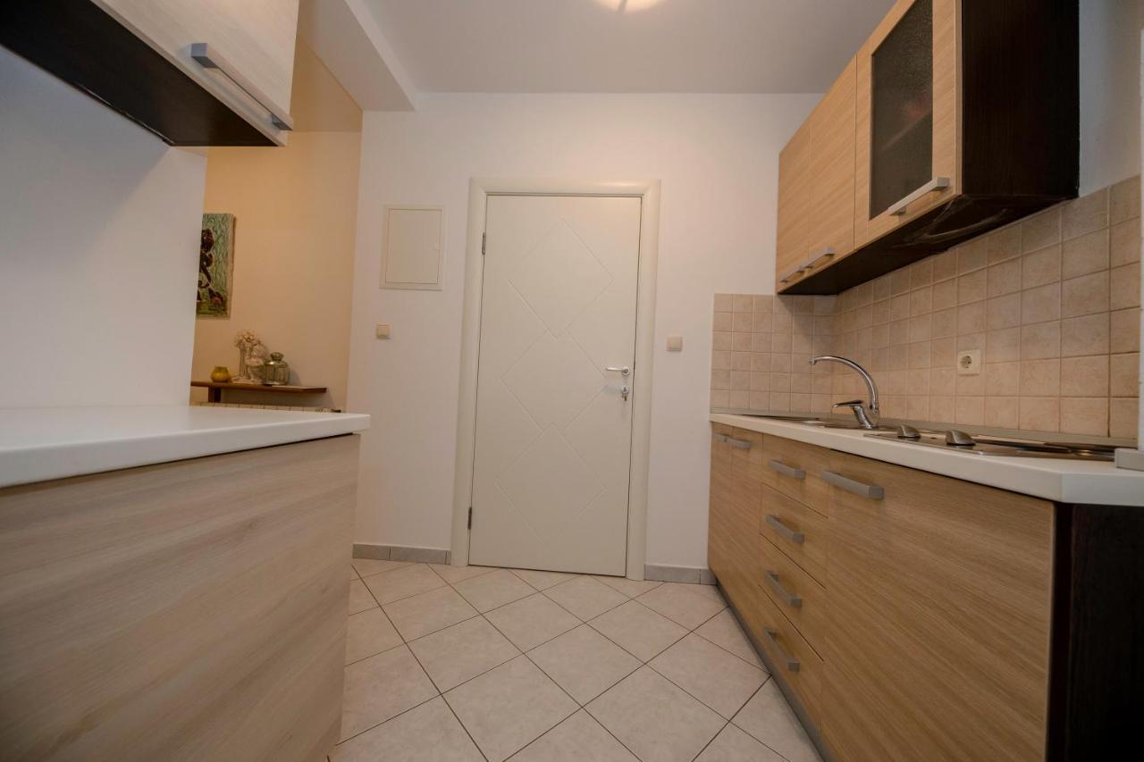 Apartments And Rooms Bolero Rab Town Luaran gambar