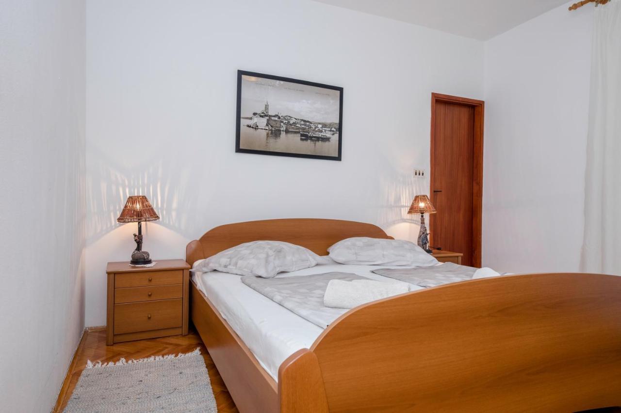 Apartments And Rooms Bolero Rab Town Luaran gambar