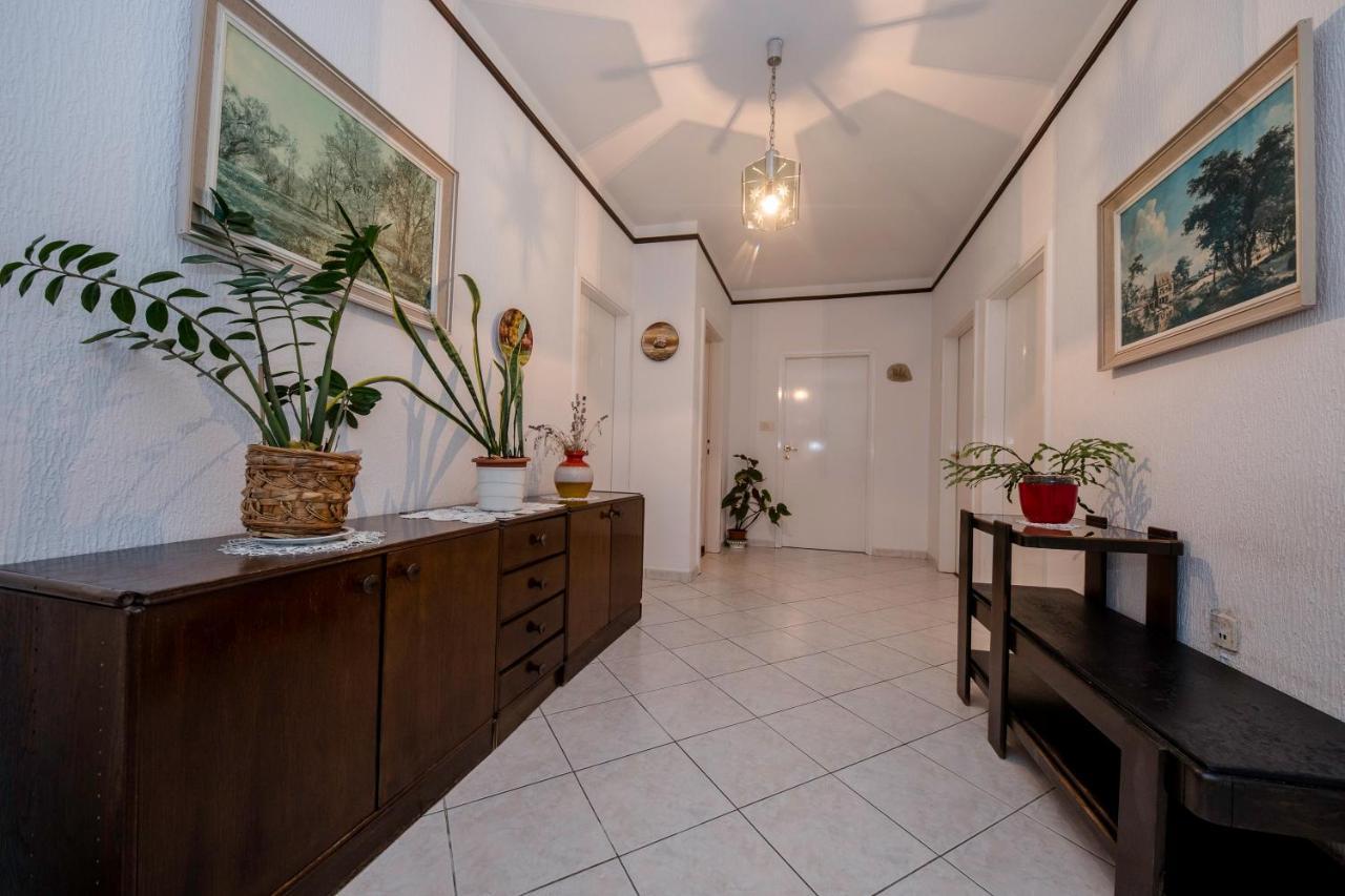 Apartments And Rooms Bolero Rab Town Luaran gambar