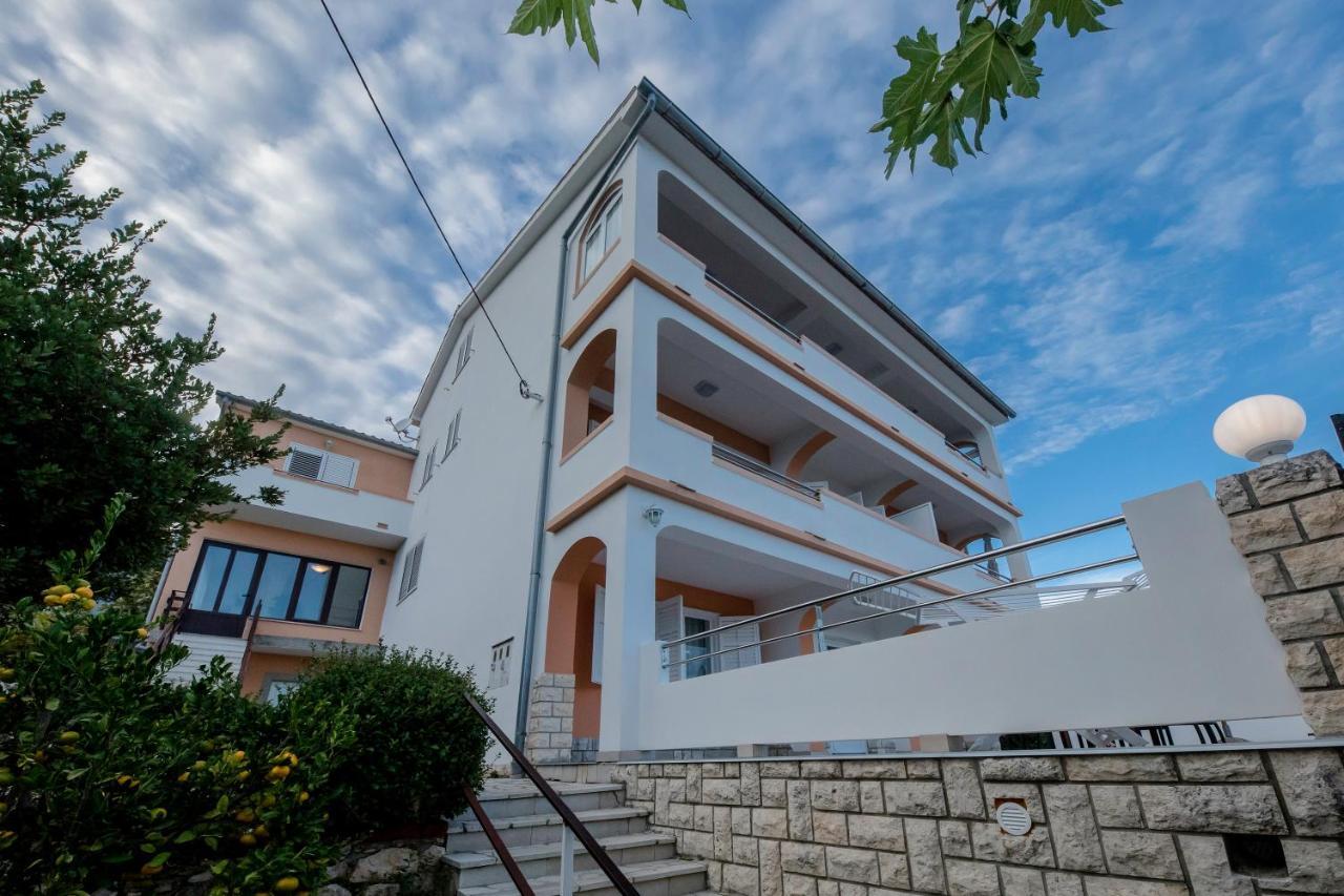 Apartments And Rooms Bolero Rab Town Luaran gambar