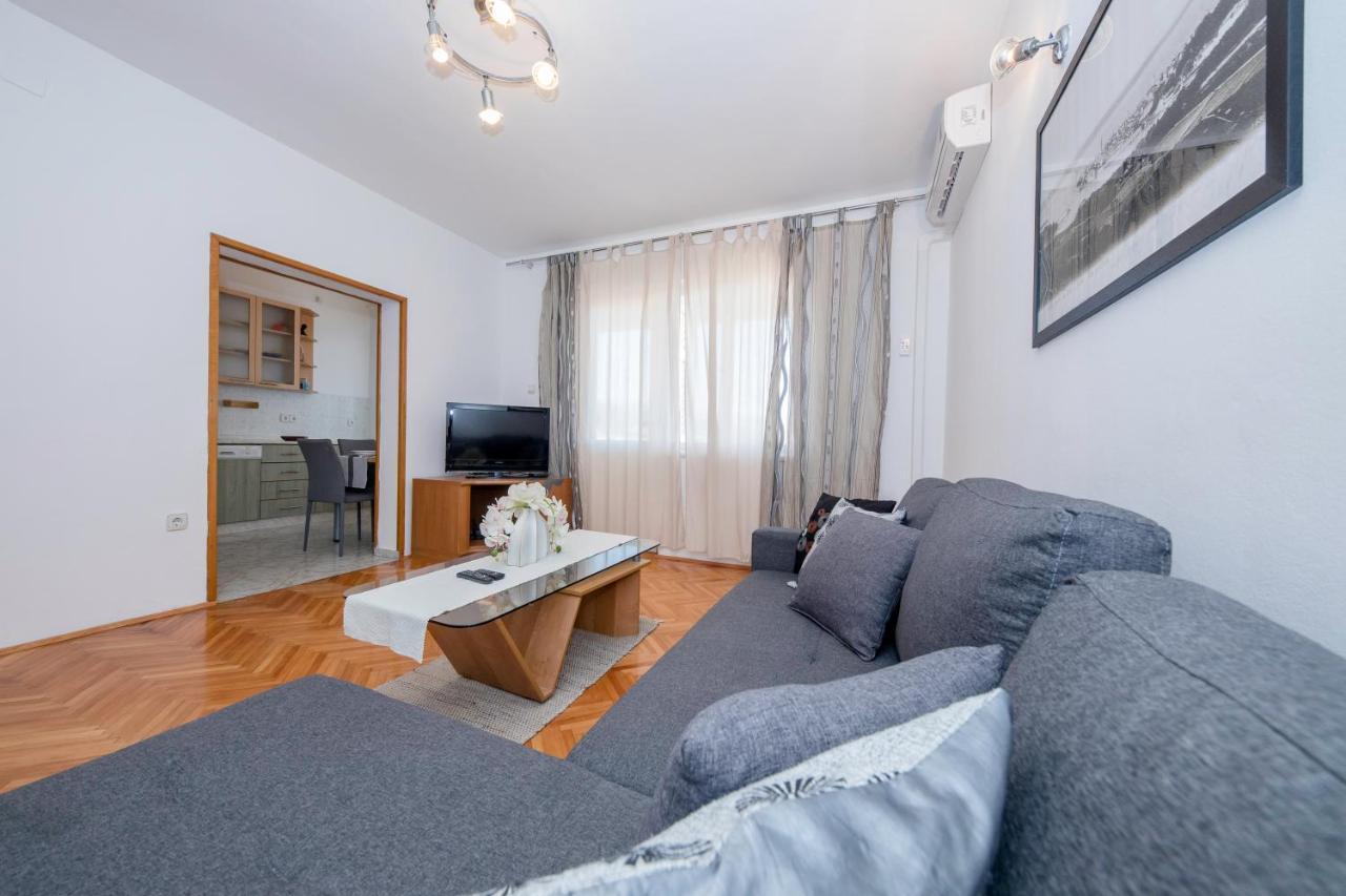 Apartments And Rooms Bolero Rab Town Luaran gambar