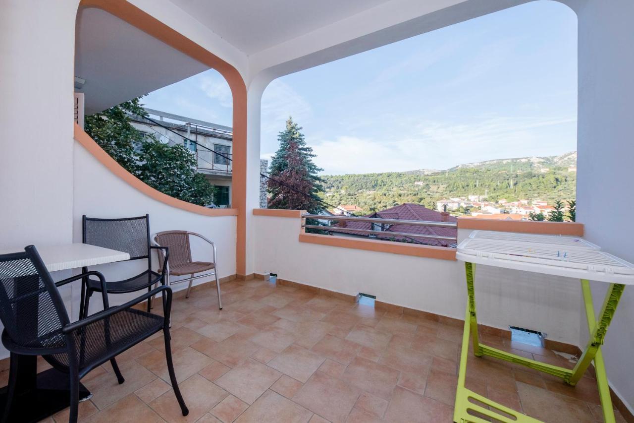 Apartments And Rooms Bolero Rab Town Luaran gambar