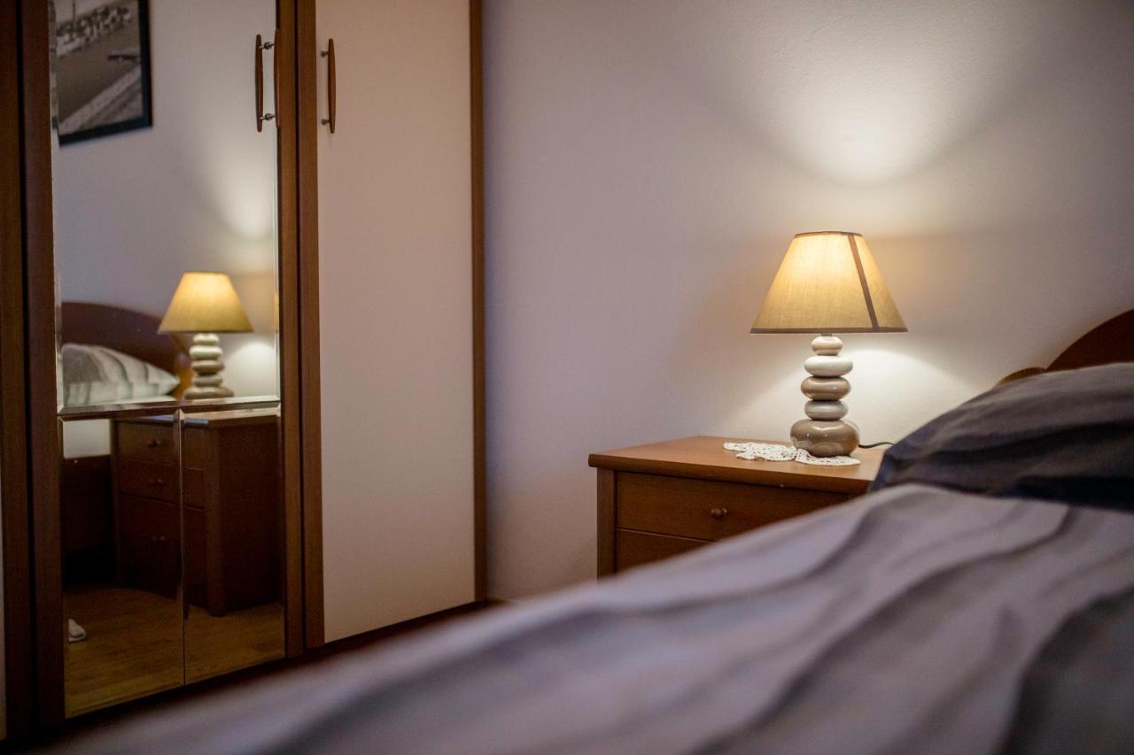 Apartments And Rooms Bolero Rab Town Luaran gambar